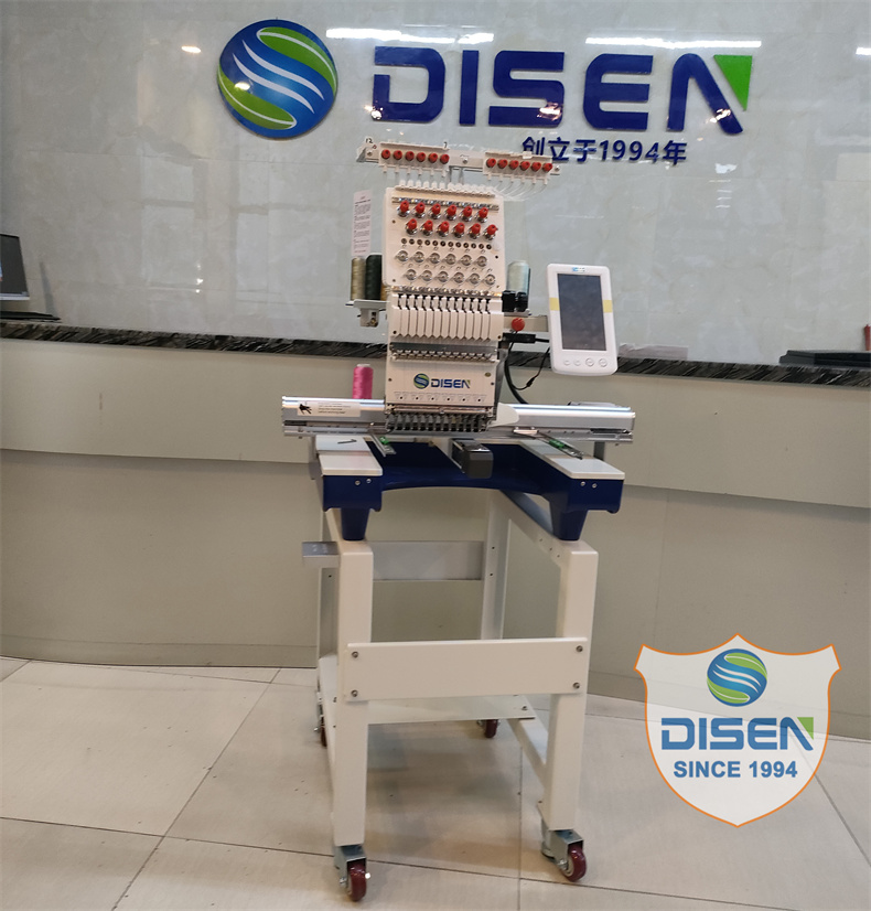 Machine à broder à tête unique avec étiquette automatisée DS-W1201, pour usine chinoise