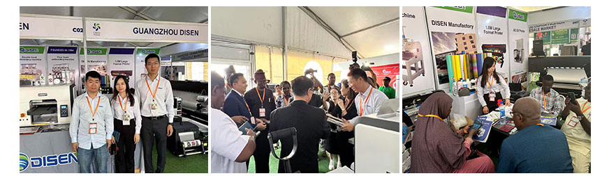 Exposition du Nigéria, photo avec les clients